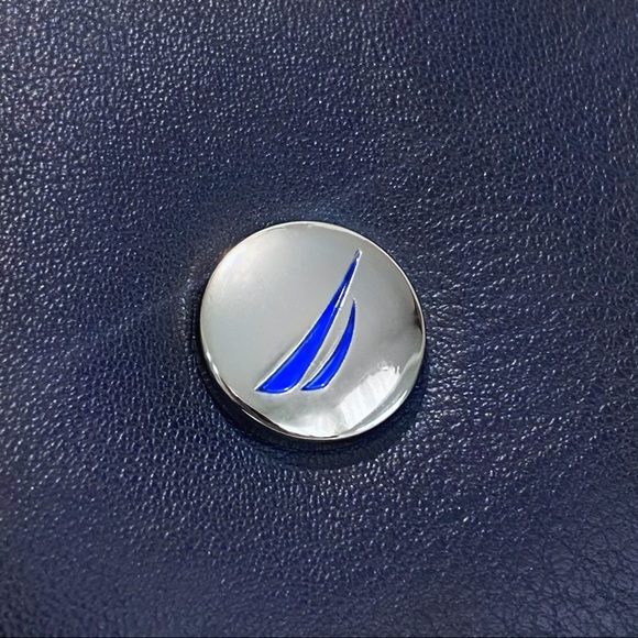 Nautica Money Manager RFID Women’s Wallet Clutch Organizer in Ribbon Stripe - Picture 5 of 12